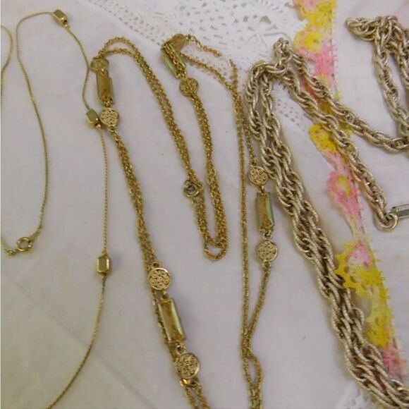 Designer Gold tone Chain Necklaces LOT of Four Chain Coventry Western Germany - Picture 8 of 10
